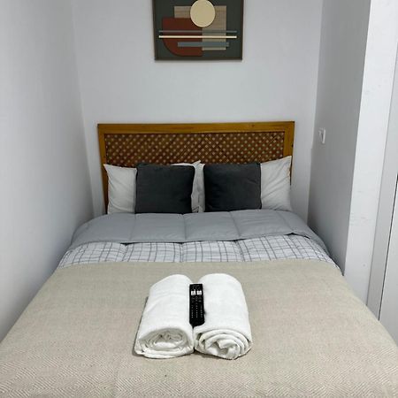 Rooms Mediavilla 马德里 外观 照片
